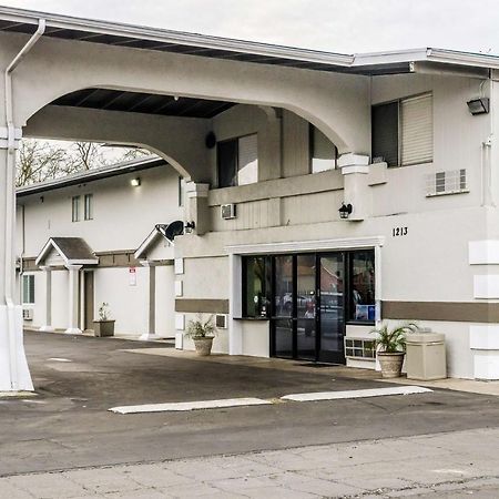 Quality Inn เมอร์เซด ภายนอก รูปภาพ